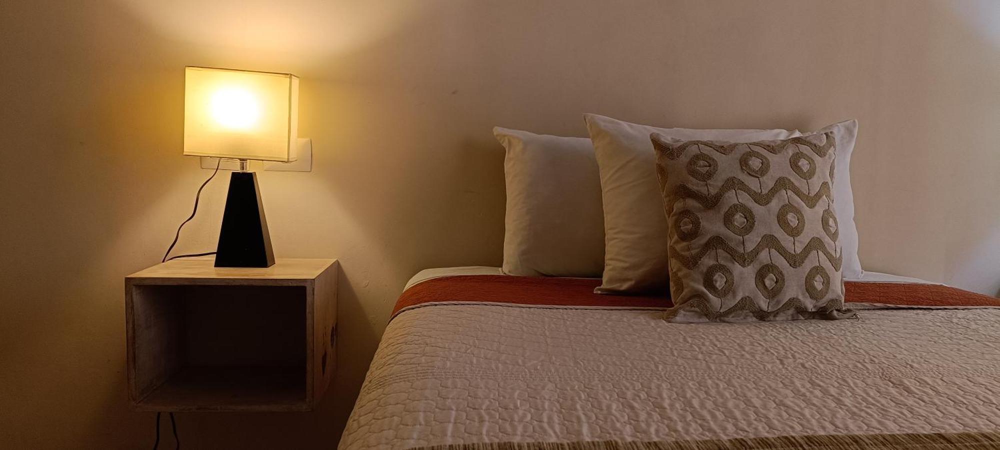 Valladolid 48 Hotel & Hostal Bagian luar foto